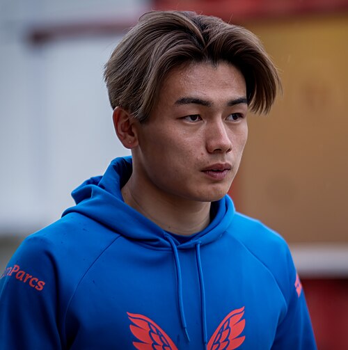 上田 綺世